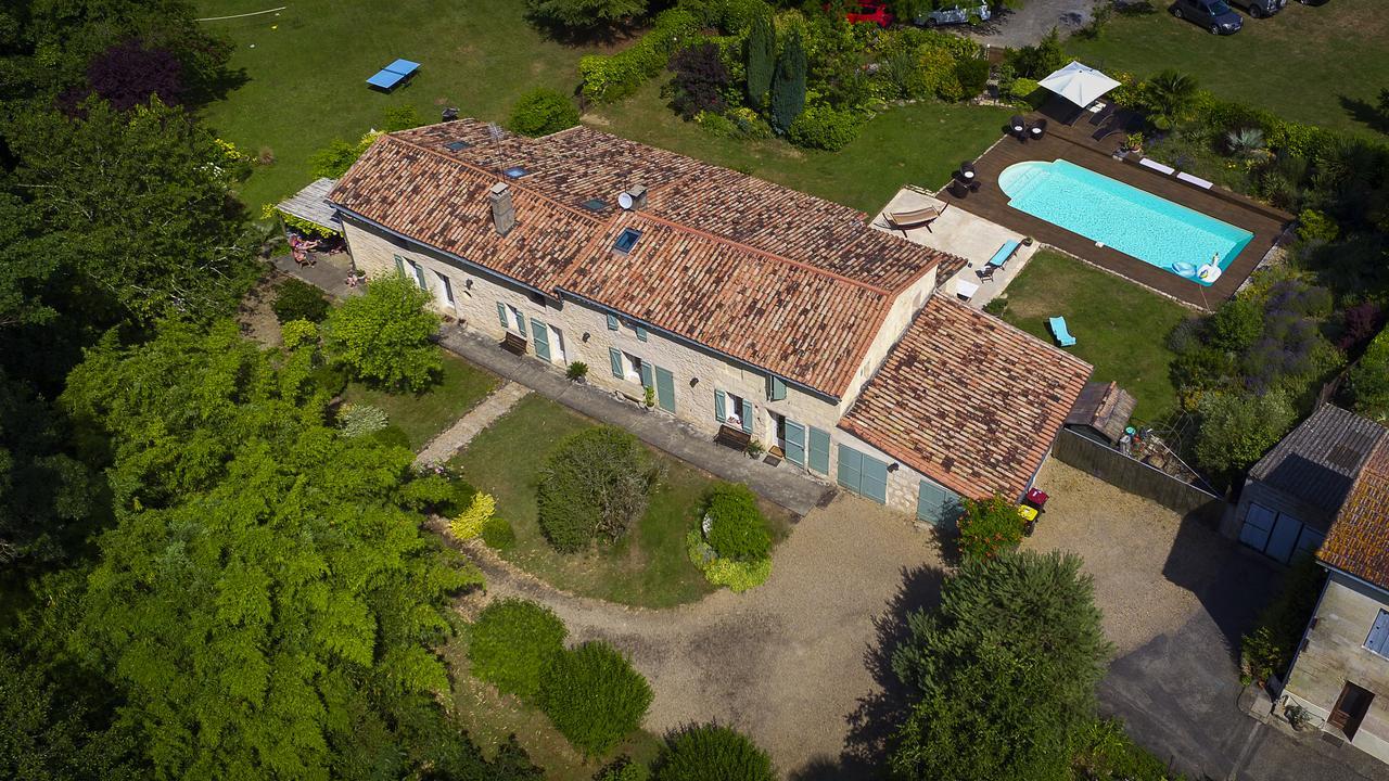 Gite La Maison De La Pimpine Lignan De Bordeaux Exterior foto